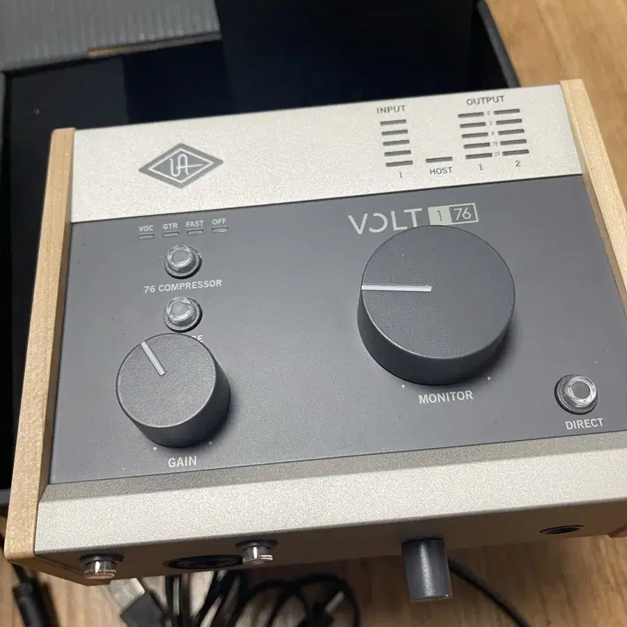 UAD Volt 176 오디오 인터페이스 팝니다