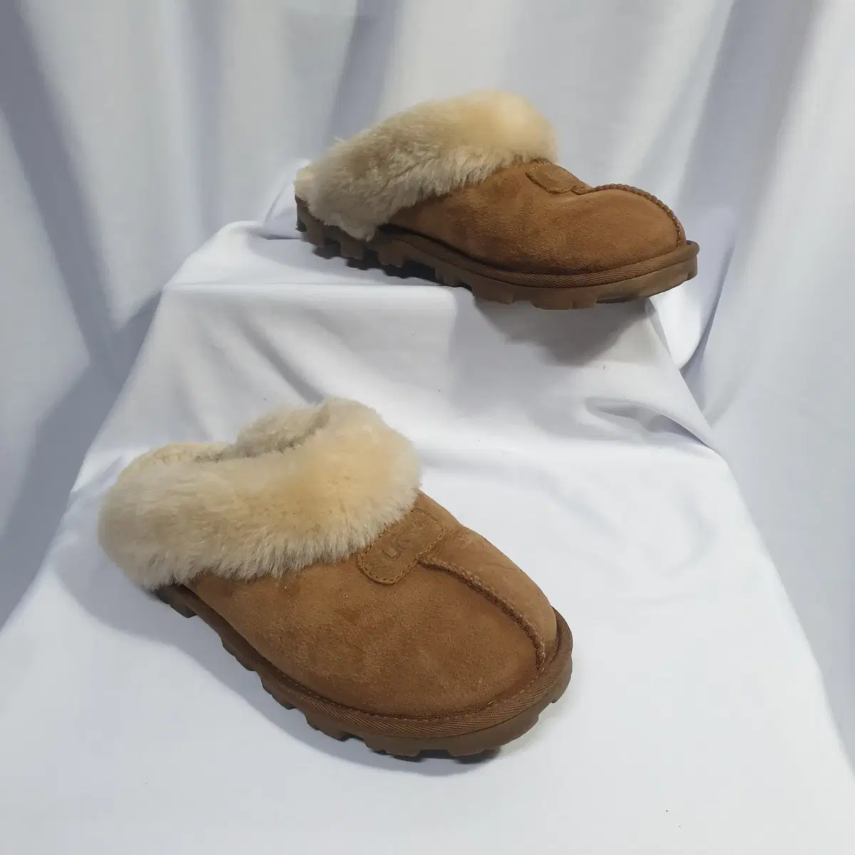 빈티지하서 250 UGG 어그 코게트 체스트넛 뮬 슬리퍼