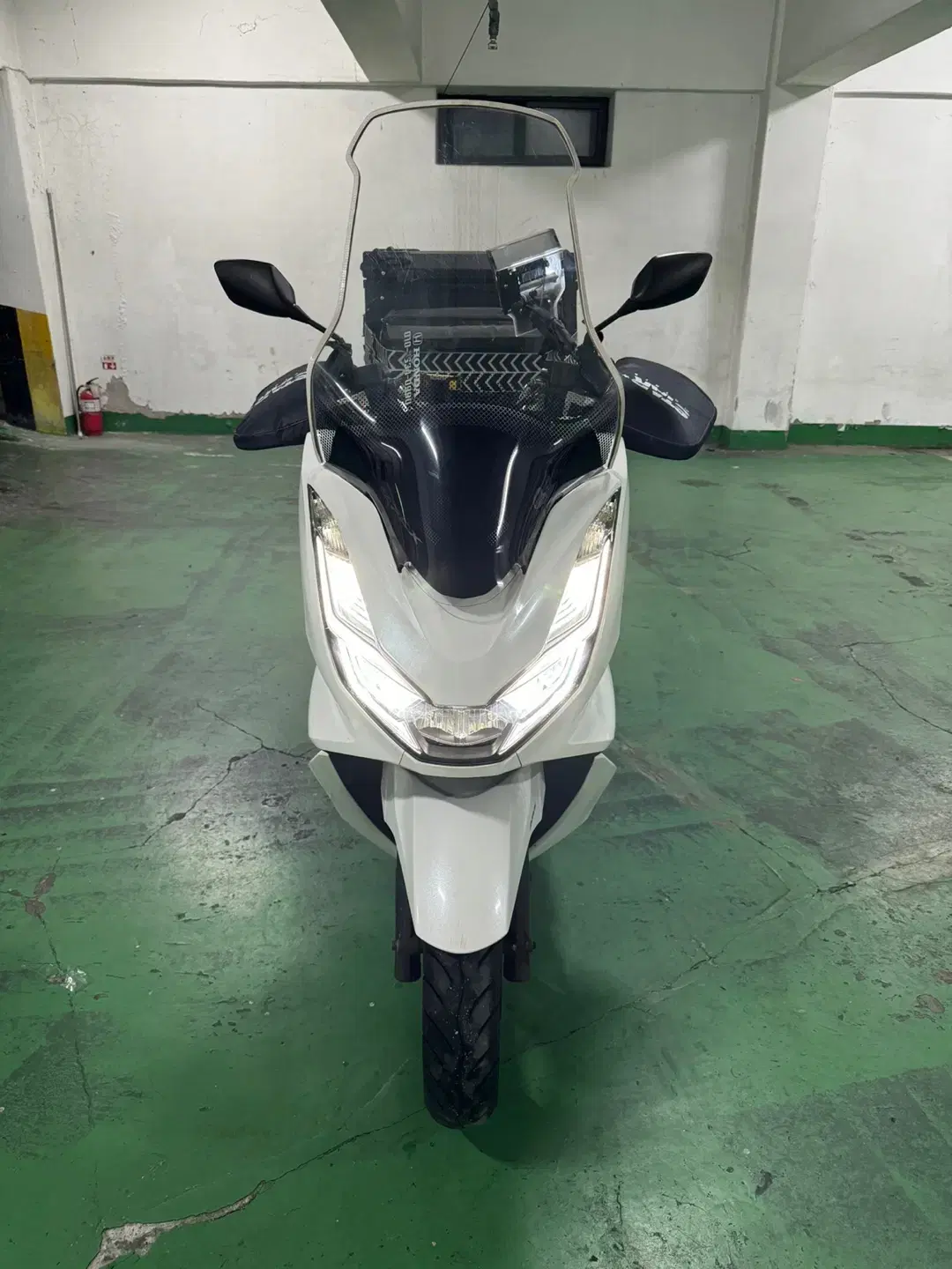 혼다)pcx125 abs 22년형 저렴하게 판매합니다!