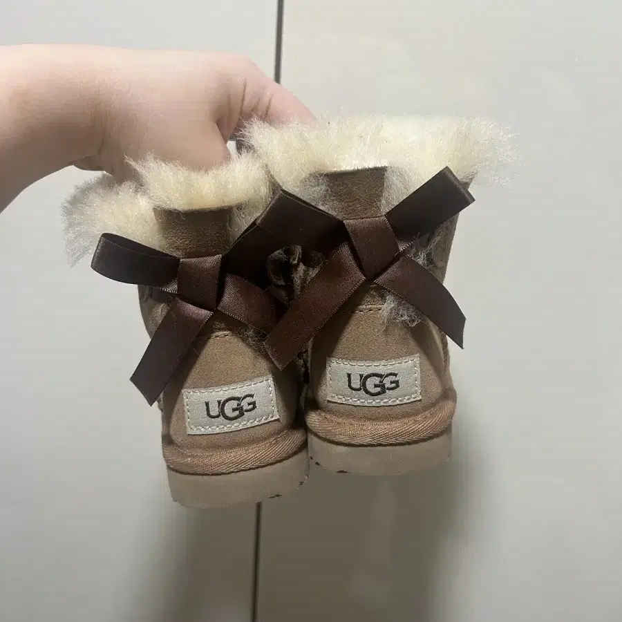 미국 ugg 아동사이즈 145