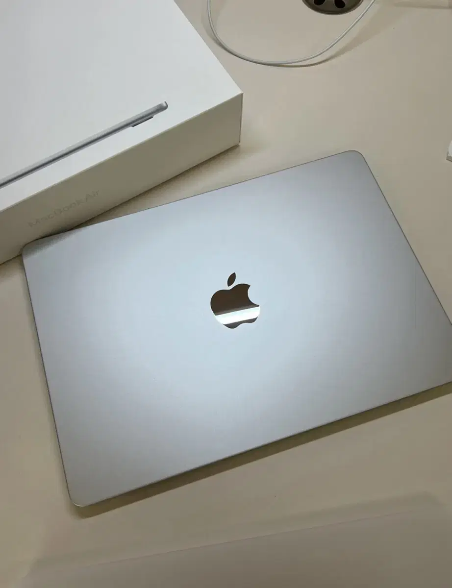 MacBook 13모델(M2) 실버 8/8/16/256