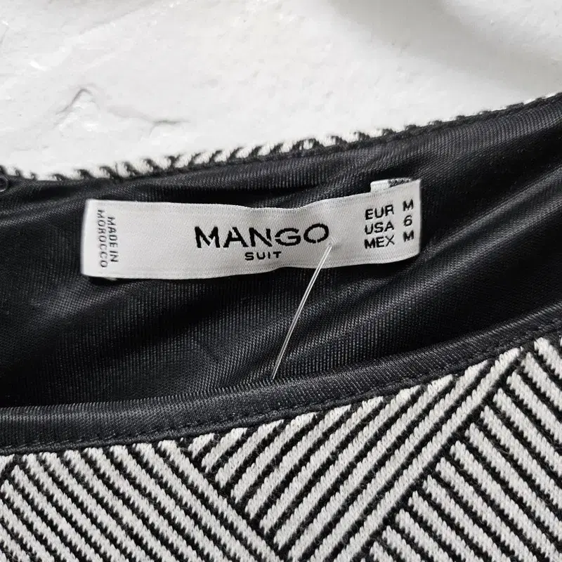 MANGO 모로코 블랙 원피스 여 J2800