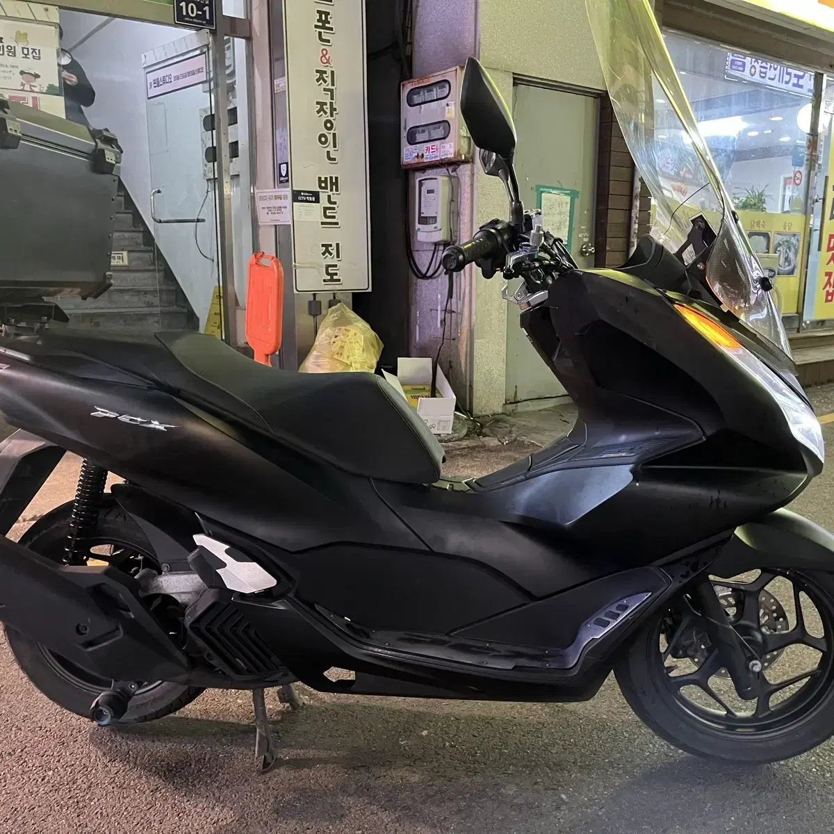 2021년식 PCX125 혼다 44,000KM 배달셋팅 185만원