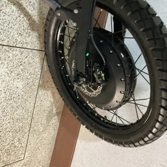 인듀로 ebike 8,000w  전기자전거, 운행 x 새상품