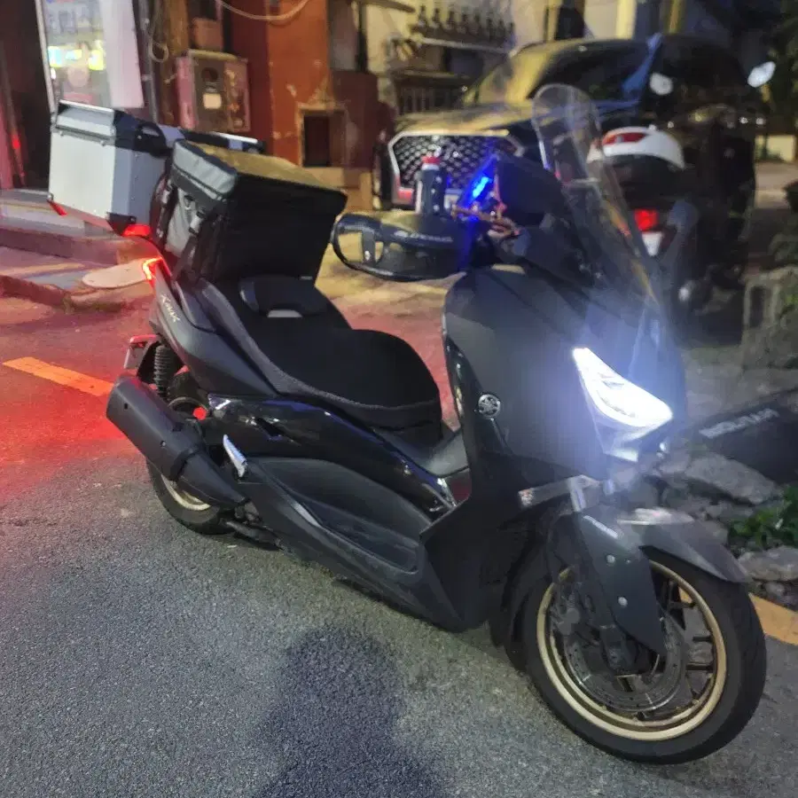 xmax300 20년식