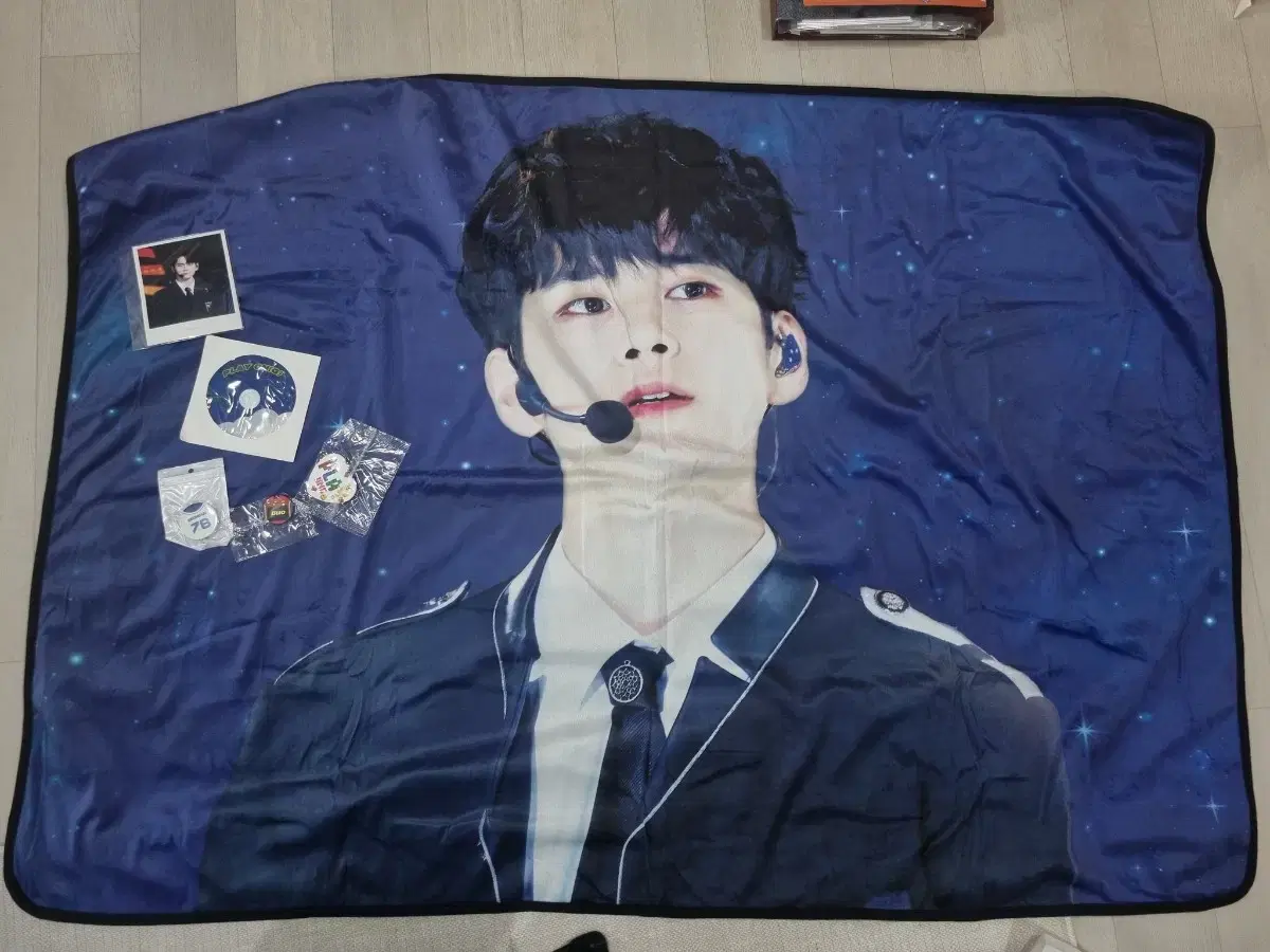 Seongwu Ong Blanket