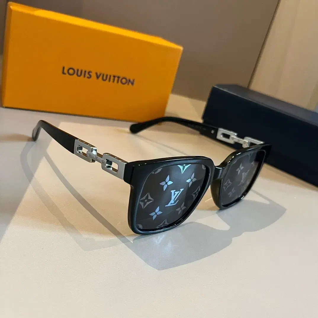 Louis Vuitton 루이비통 패션 선글라스