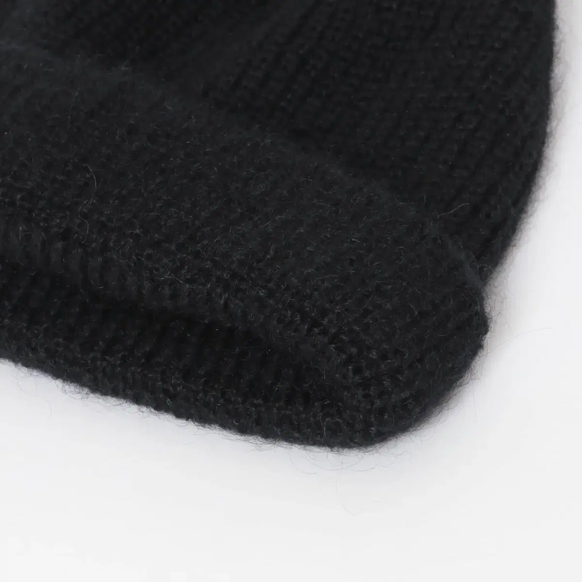 KIJIMA TAKAYUKI MOHAIR BLEND BEANIE