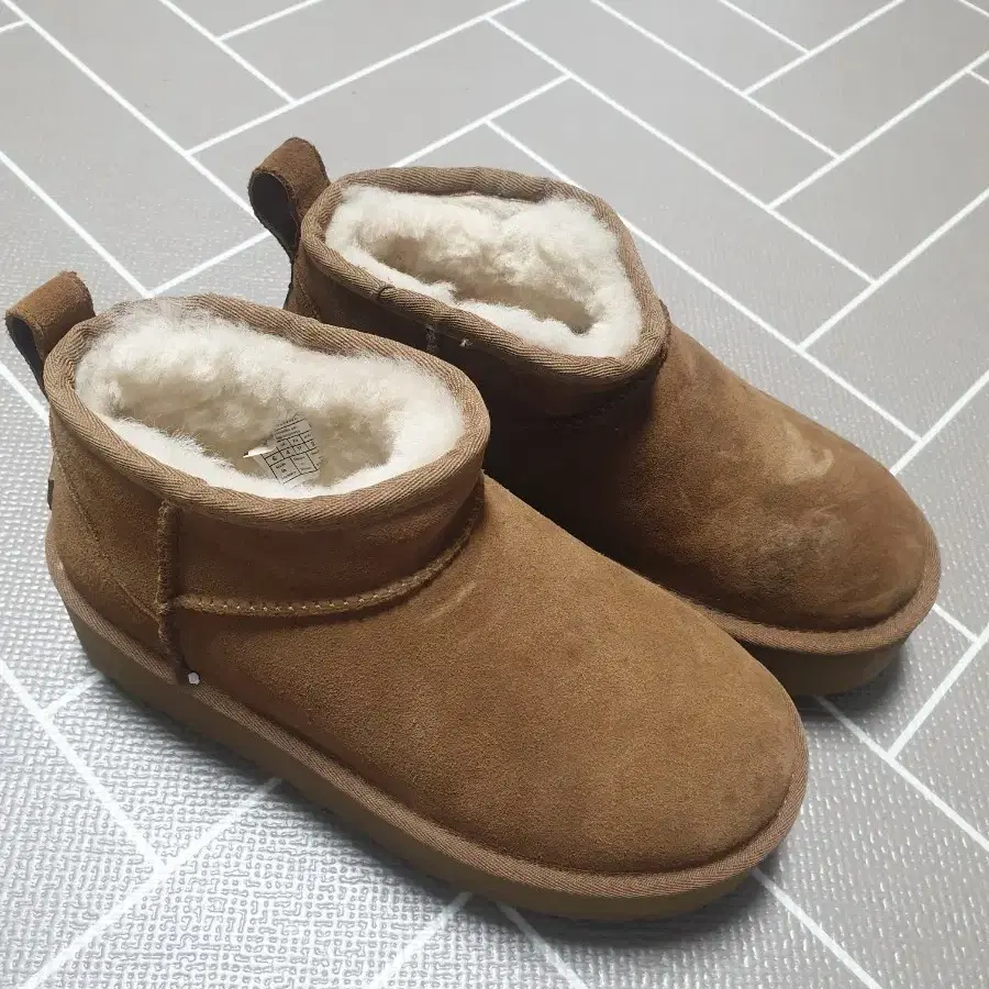 어그부츠 UGG 230사이즈 미사용