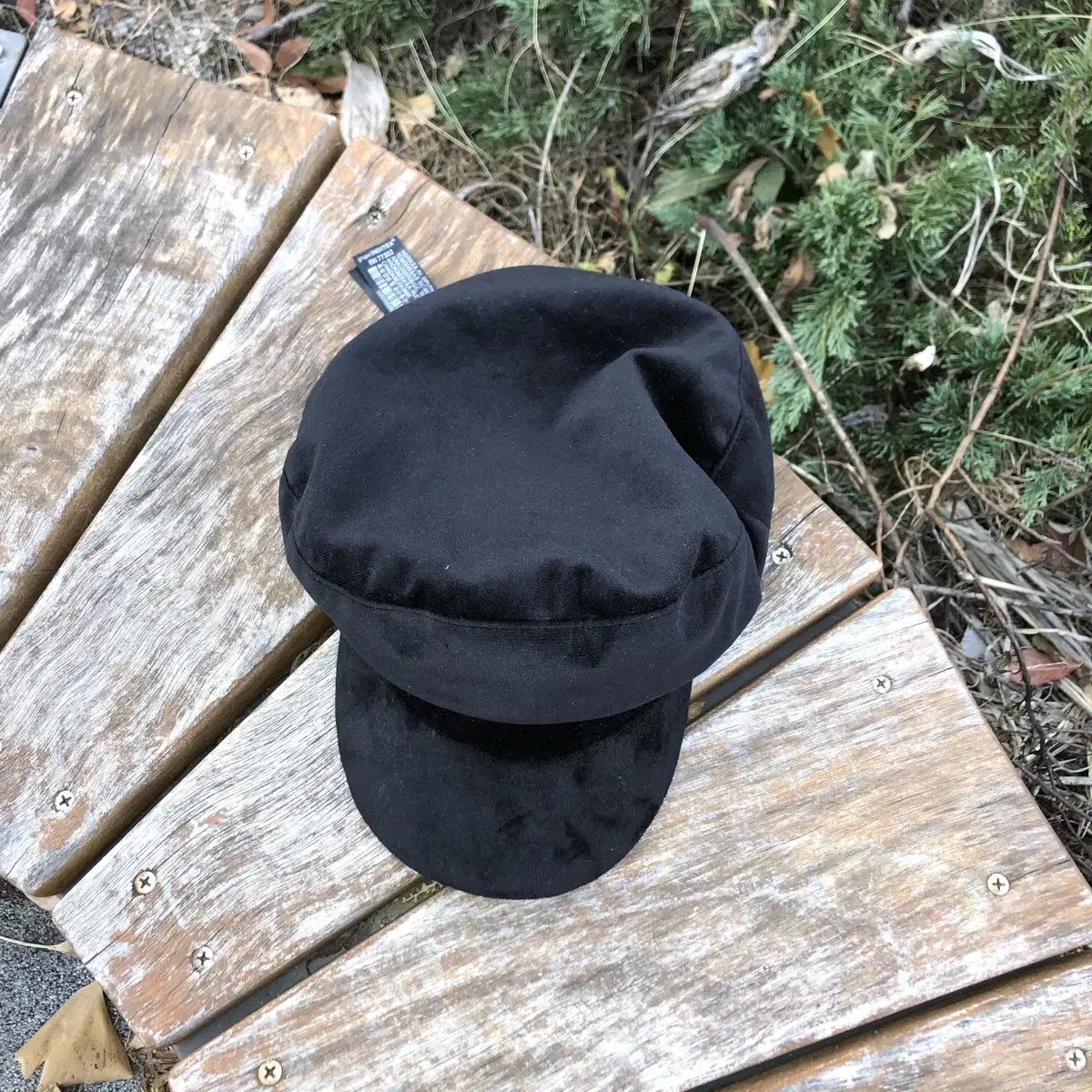 Vintage Zara black newsie cap