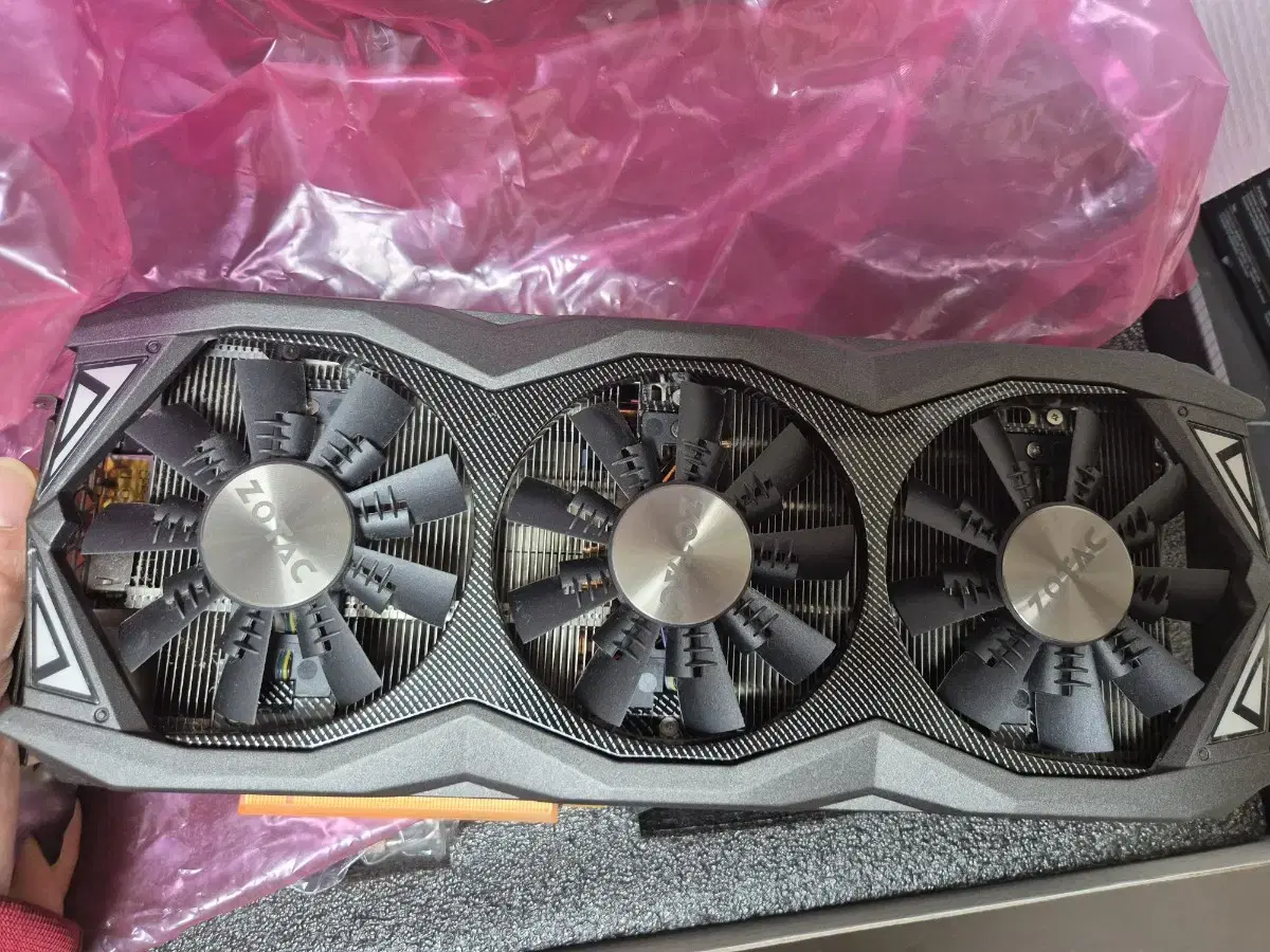 조텍 980ti ,익스트림 6기가 그래픽카드팝니다