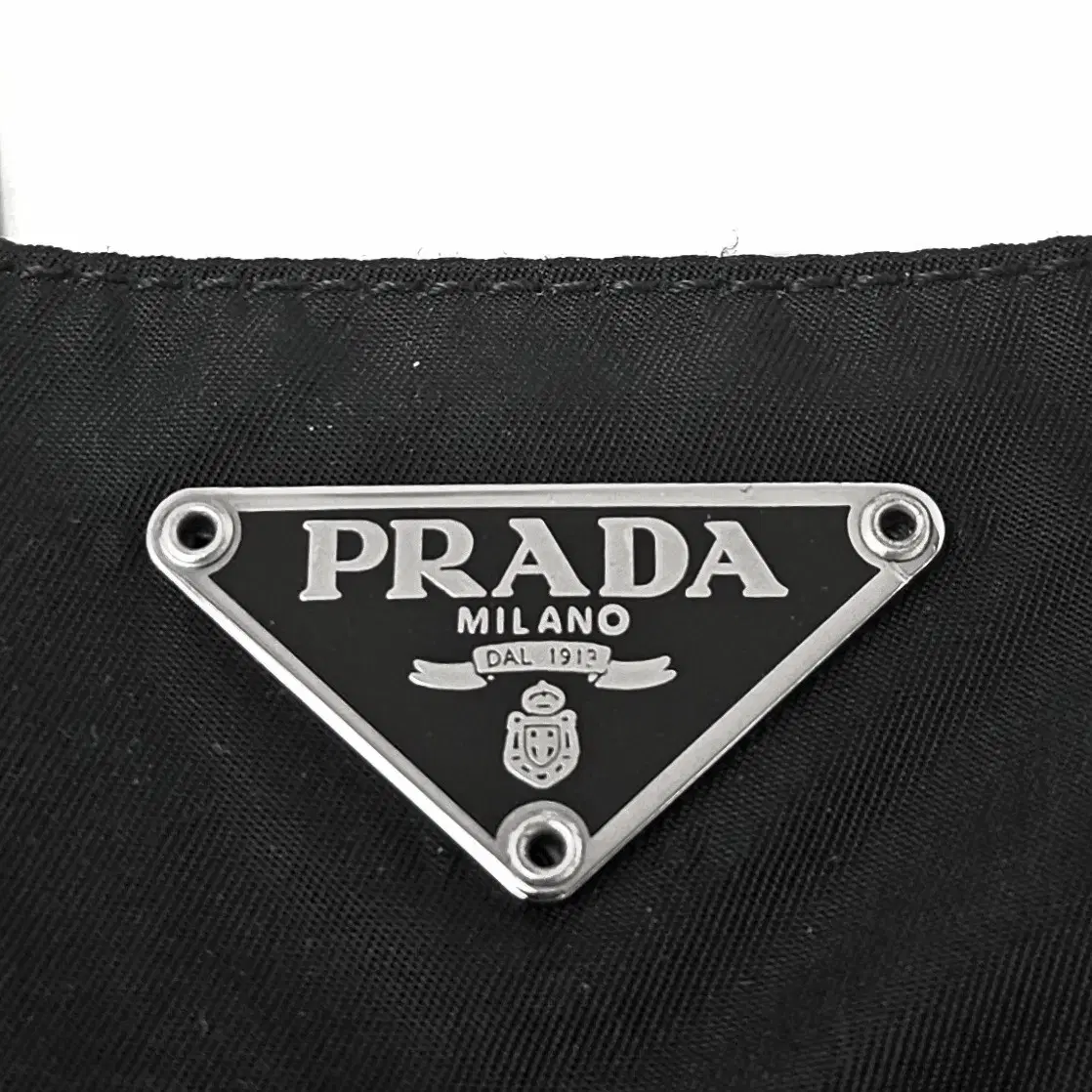 [정품 PRADA] 프라다 직사각 나일론 쇼퍼백 숄더백