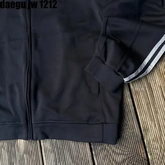 110 ADIDAS ZIPUP 아디다스 집업