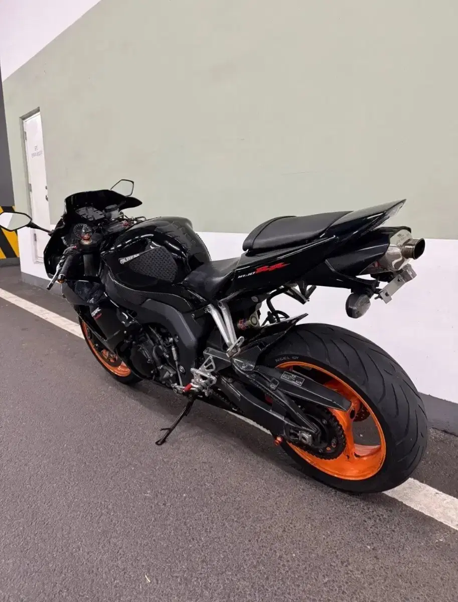 cbr100rr   i6i6KKKK 개xx 매물 조심 하세요.개 열받네