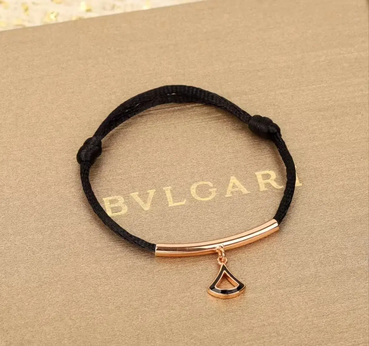 BVLGARI 불가리 팔찌 블랙