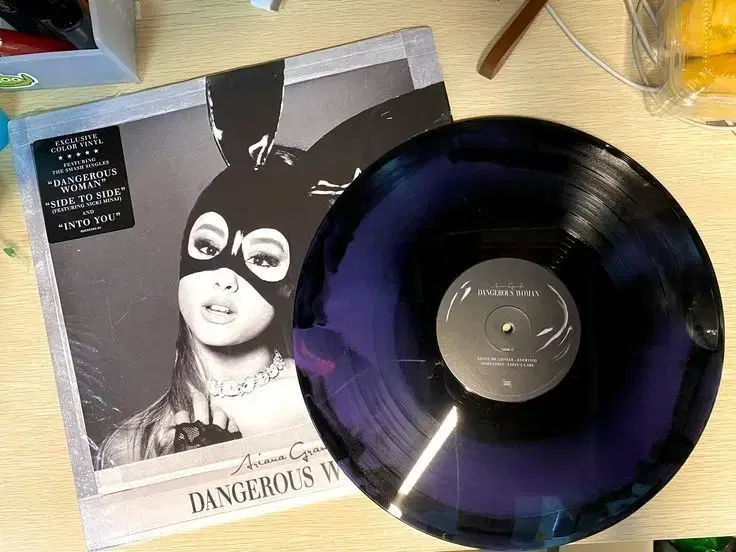 아리아나 그란데 dangerous woman 한정판