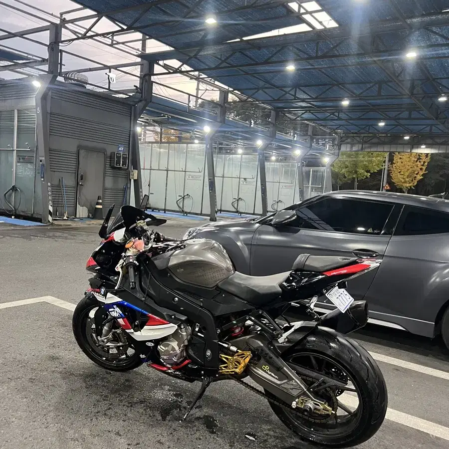 BMW S1000RR