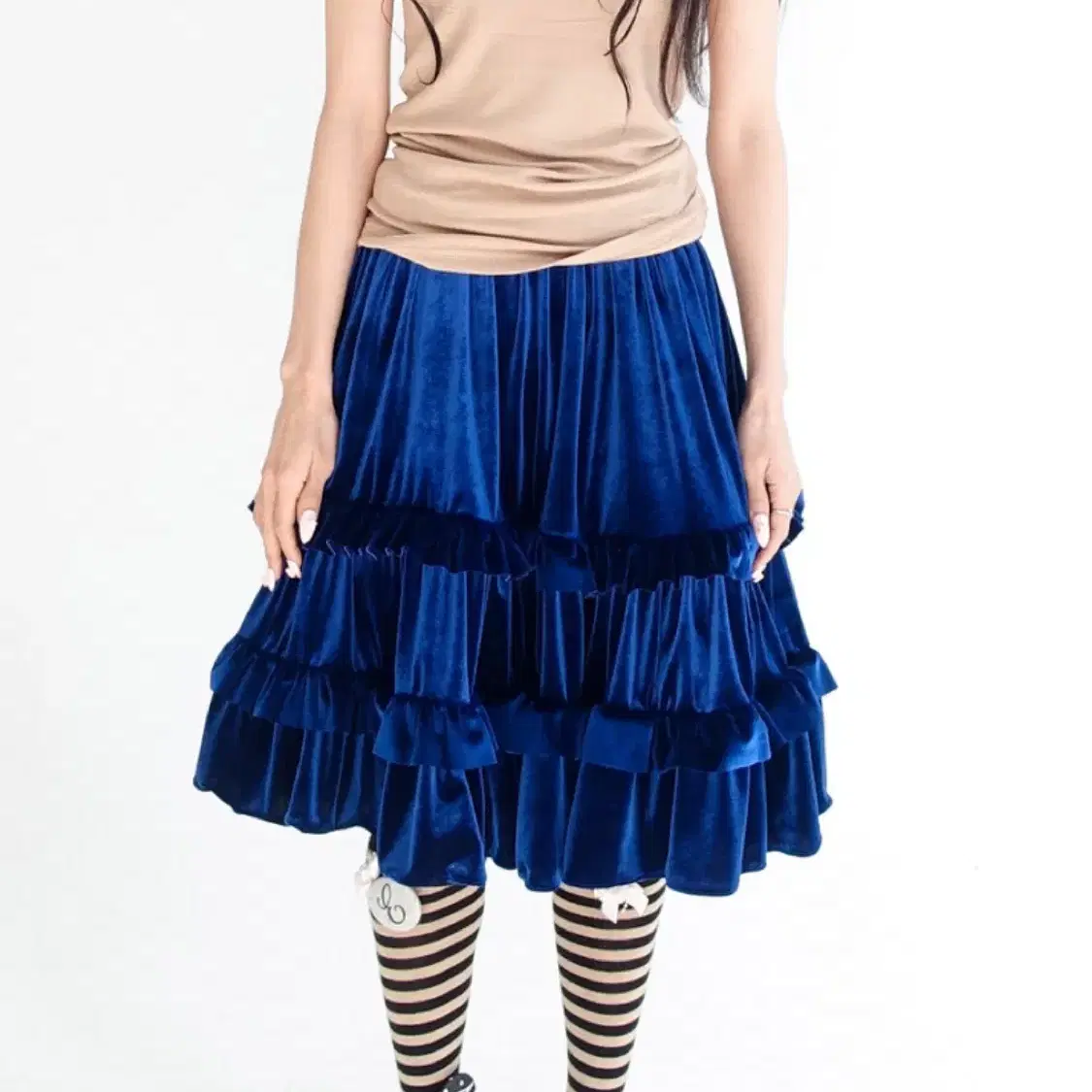 샵페어리 romantic velvet midi skirt