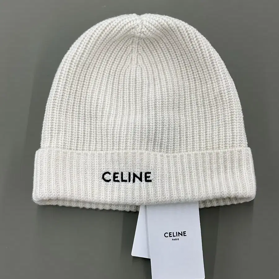 셀린느 (CELINE) 비니 화이트