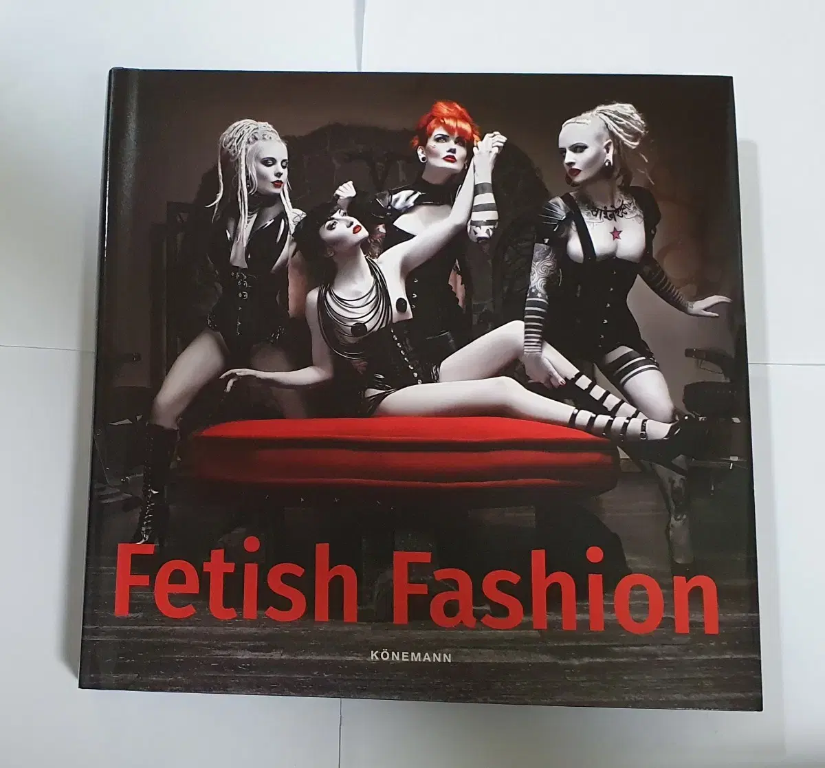 페티시 패션 Fetish Fashion 사진집 도서 서적