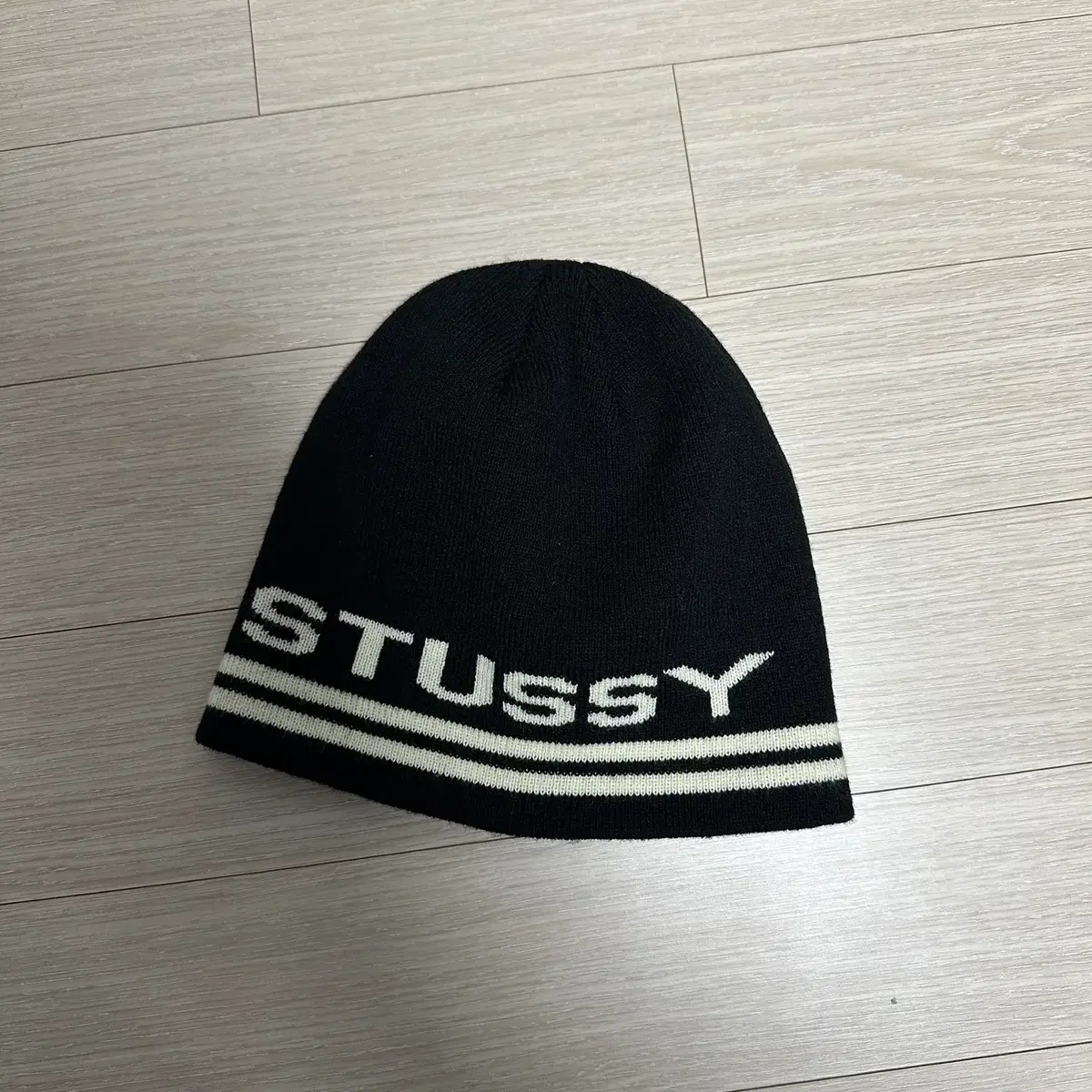 스투시 자카드 비니 Jacquard Stripe Skullcap