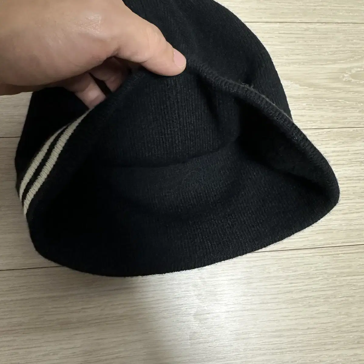 스투시 자카드 비니 Jacquard Stripe Skullcap