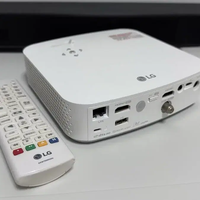 LG 시네빔 PF50KA