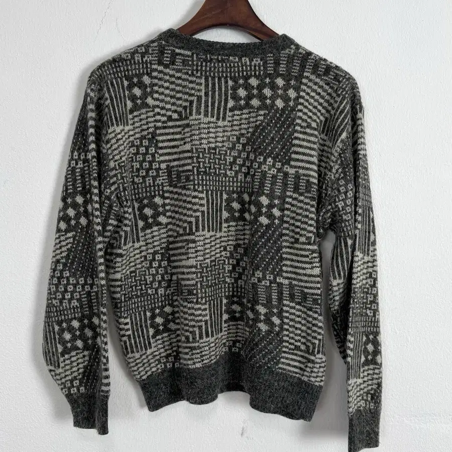 Japanese geometric knit