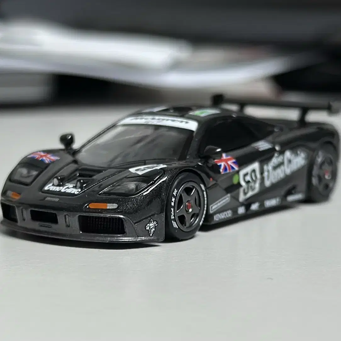 미니지티 1/64 맥라렌 F1 GTR 1995 르망 우승 다이캐스트 모형