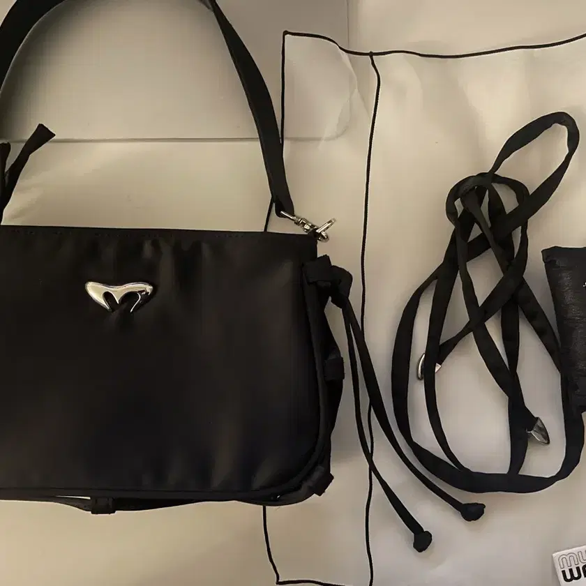 【MUWM】Enoki Mini Bag MUWM ENOKI MINI BAG Bag MUWM ENOKI MINI BAG on Bunjang
