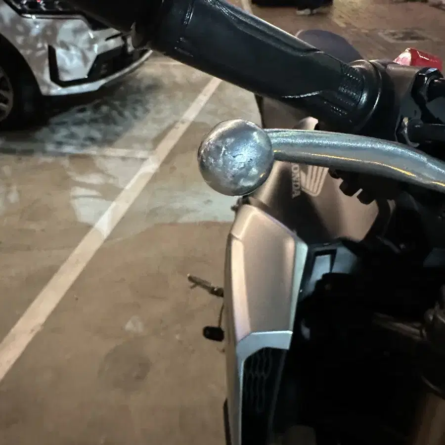 2900km 22년식 cb125r 팝니다