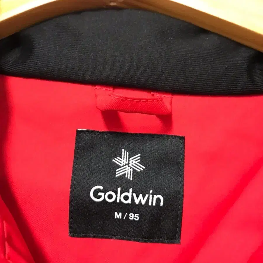 GOldwin  스키복점퍼 M/95 블랙