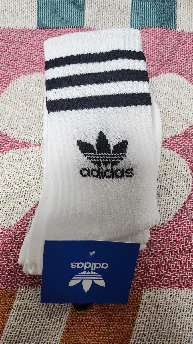 3 x adidas socks mid-cut crew socks