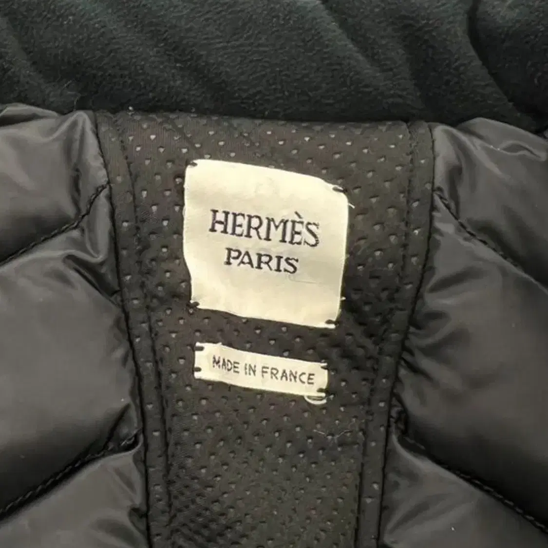 HERMES 에르메스 푸퍼 베스트(다운/디테일-레더)38사이즈-해외발송