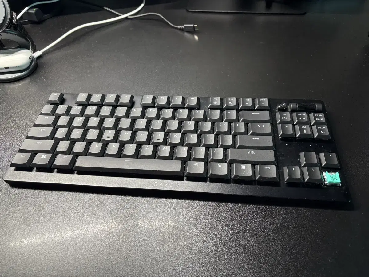 레이저 데스스토커 v2 pro TKL