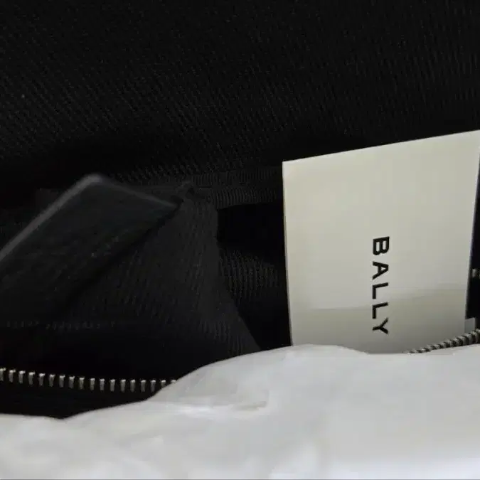 BALLY 클러치백