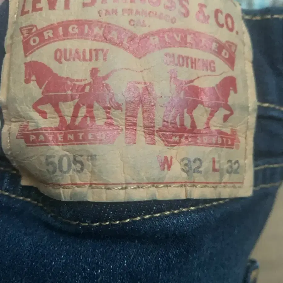 Levis 505