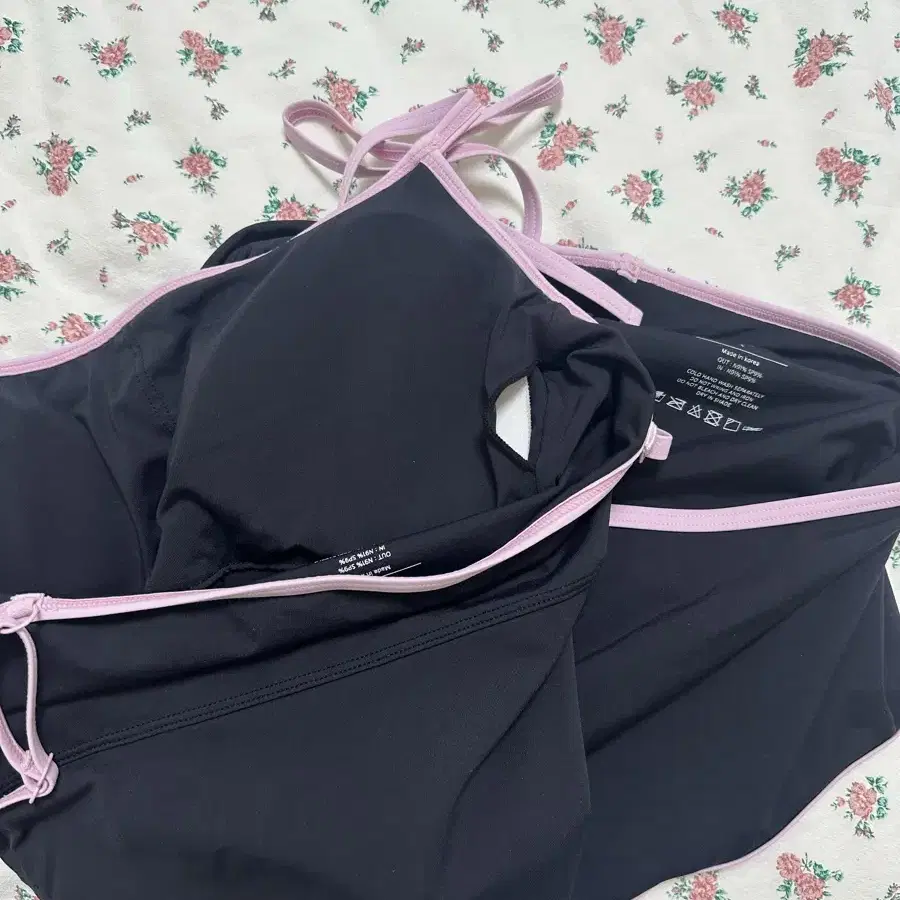 이스트씨 Black ribbon top bikini 수영복