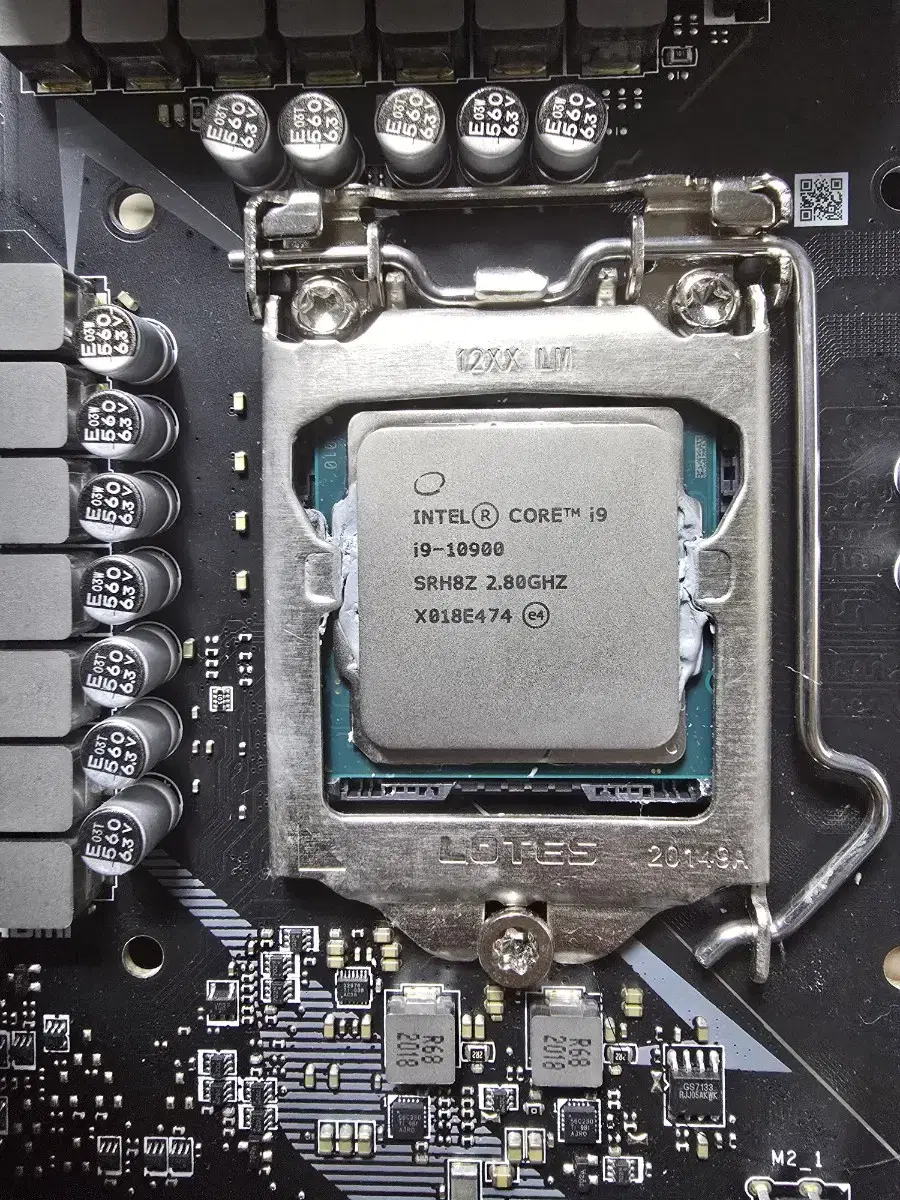 CPU i9 10900 + 보드 MSI Z490