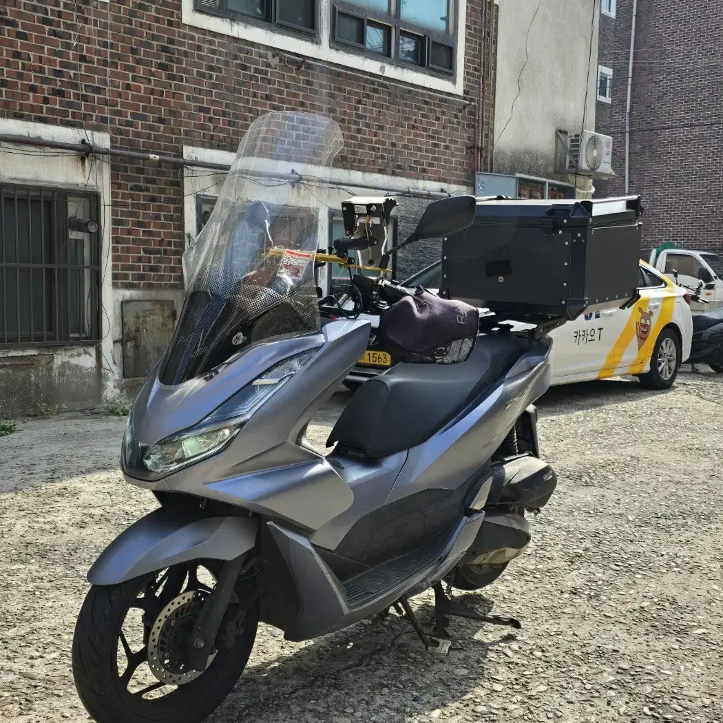 22년식 PCX125 ABS 배달세팅 팝니다.