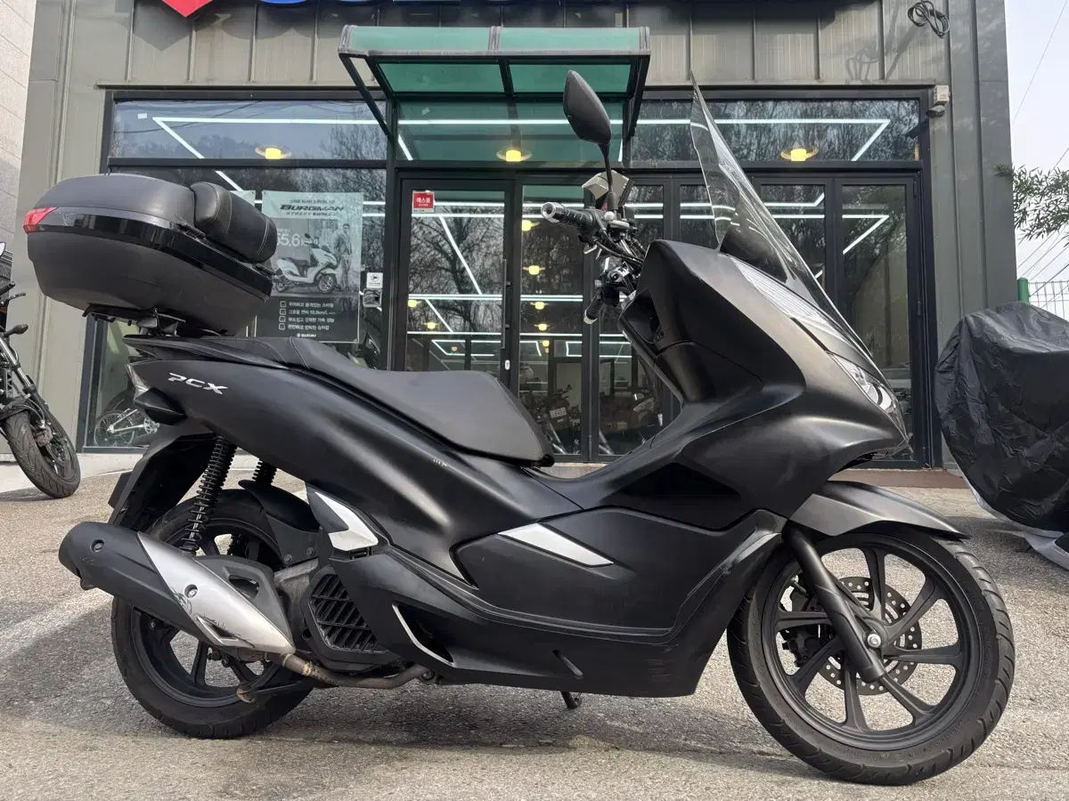 오토바이 스쿠터 혼다 pcx125 8000km