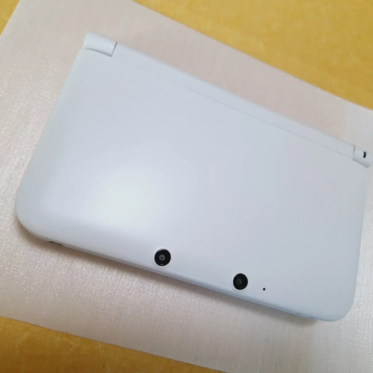 신품급 화이트 3dsll 3dsxl 닌텐도 일본판 기스거의X 구큰다수