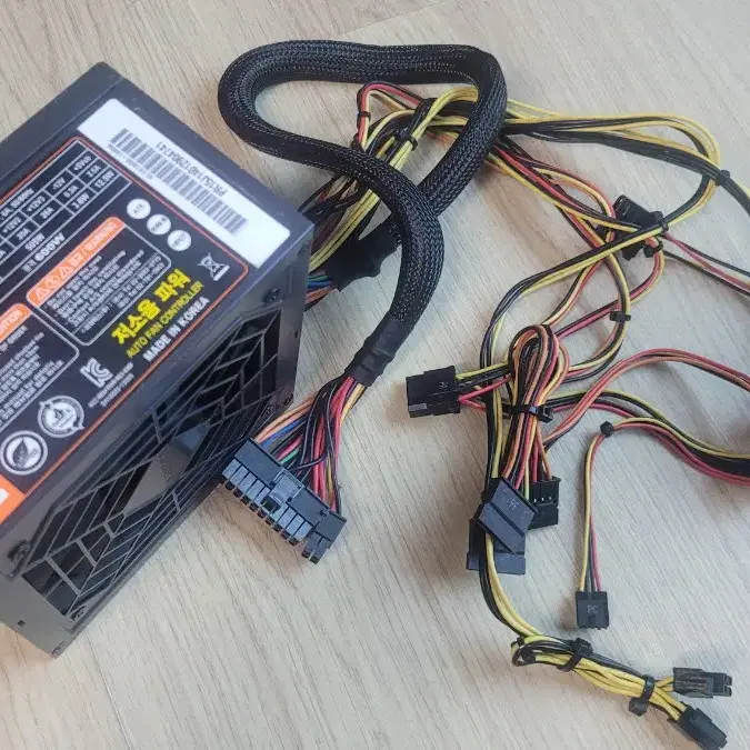 상태좋은 PC파워서플라이 600W