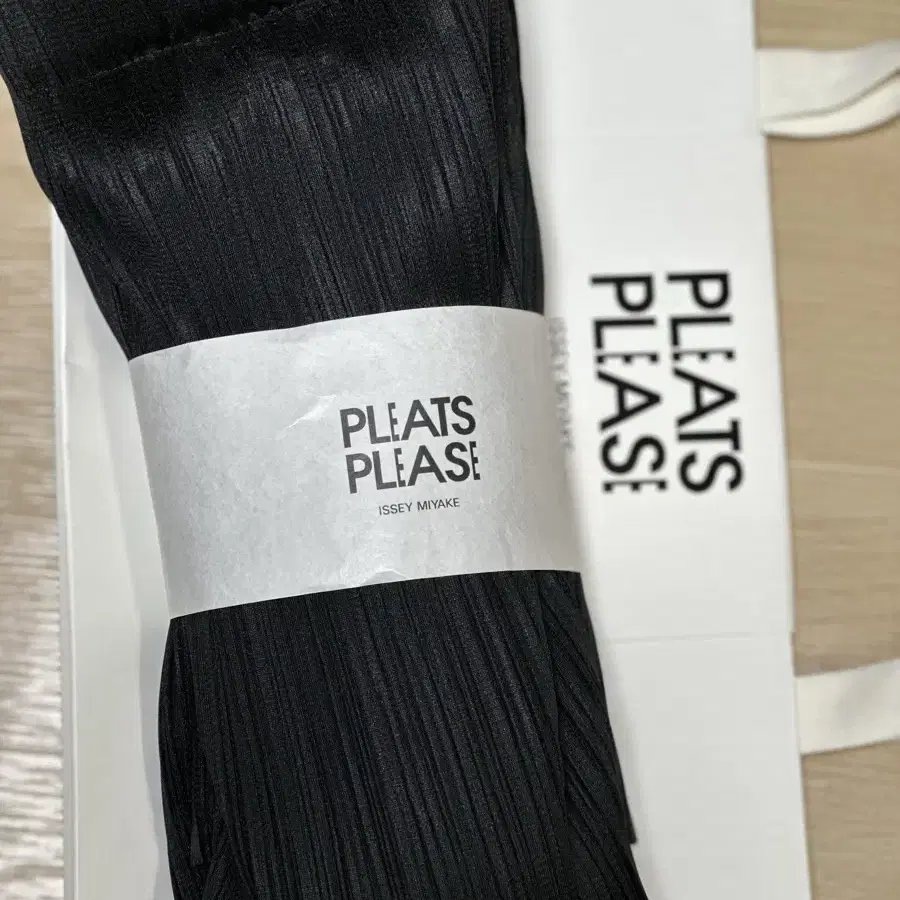 플리츠플리즈(pleats please) 이세이미야케 스커트