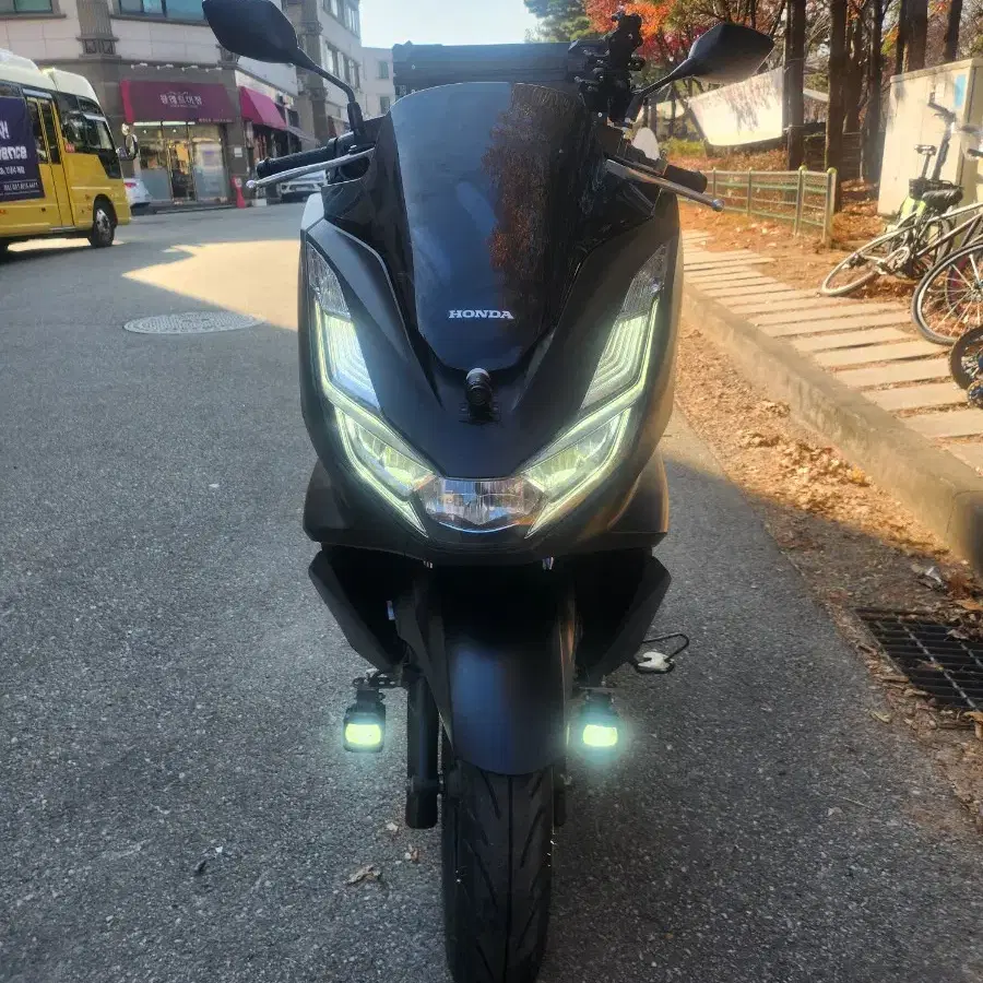 혼다 22년식 PCX125 중고 위탁 판매 합니다.