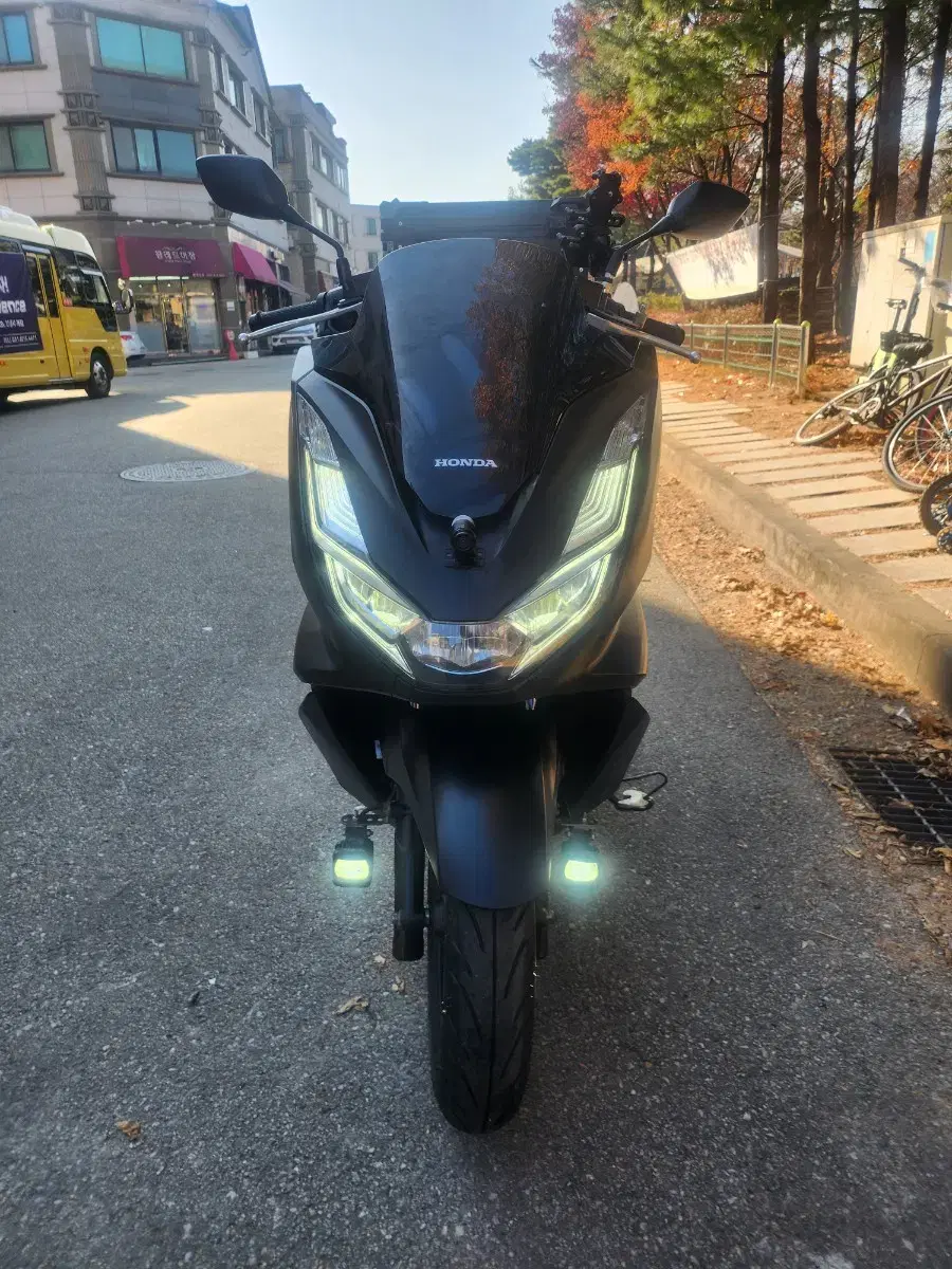 혼다 22년식 PCX125 중고 위탁 판매 합니다.