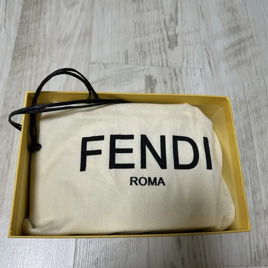 펜디 fendi 바게트백 미니백