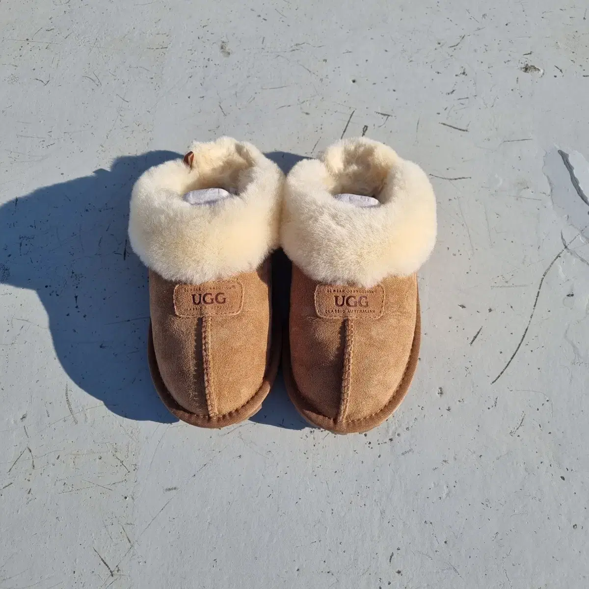 UGG 슬리퍼 230 정품 30000