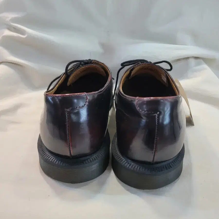 닥터마틴 Dr.Martens 여성 구두 39