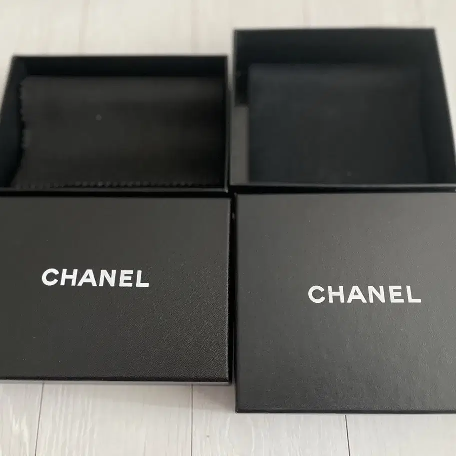 [CHANEL]샤넬 케이스 박스(내부 부직포 포함) 판매합니다(2개)